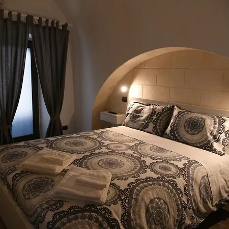 Mea House And 2019 بيت ضيافة باري