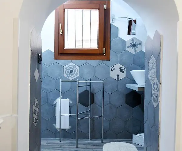 Mea House And 2019 Гостевой дом